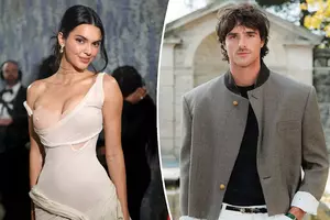 Kendall Jenner, Jacob Elordi нарын романс дахин олны анхааралд орлоо